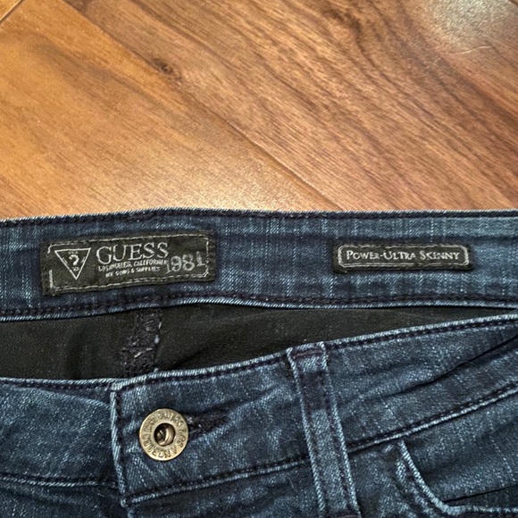 Guess jeans - Picture 3 of 3